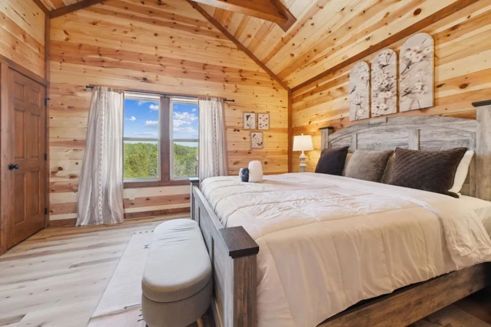 Splash Mountain Lodge