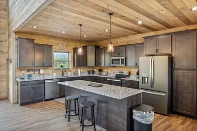 Southern Comfort cabin kitchen