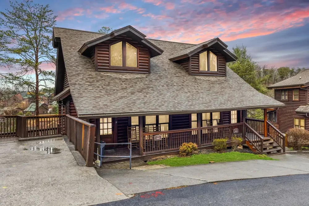 Cedar Retreat cabin in Pigeon Forge TN