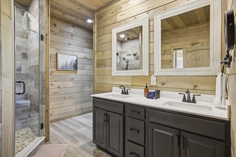 Little Bear Lodge