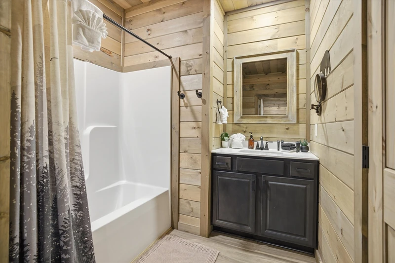 Little Bear Lodge