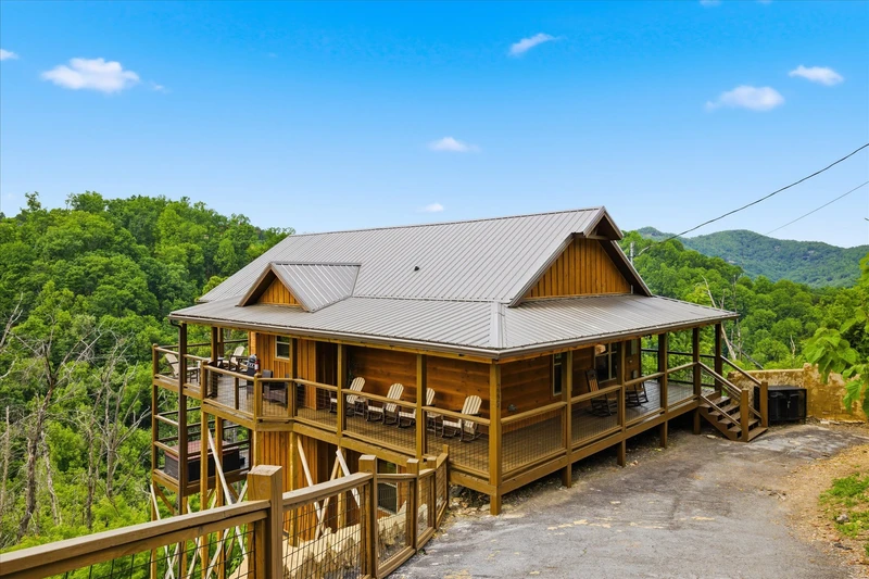 Little Bear Lodge