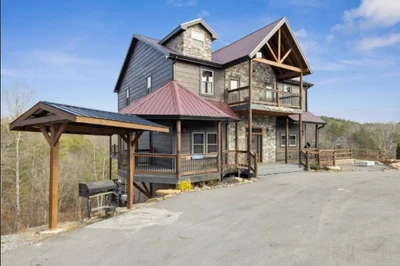 Grand Splash Lodge