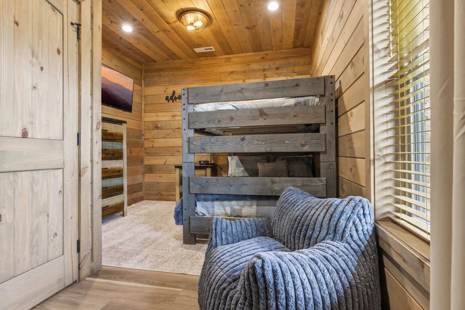 Little Bear Lodge