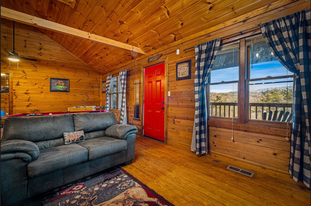 Cedar Ridge Cabin