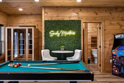 indigo haven is a top 4 bedroom cabin in Pigeon Forge
