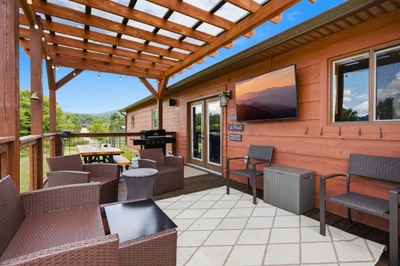 Webster Lodge at Covemont