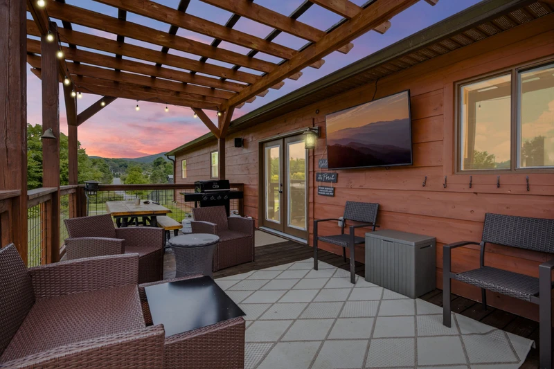 Webster Lodge at Covemont