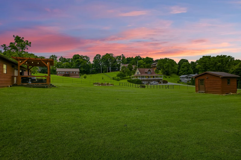 Webster Lodge at Covemont