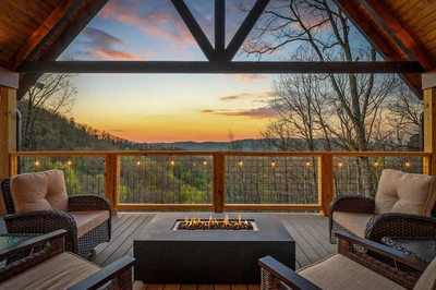 kelly's escape is one of our Pigeon Forge cabins for couples