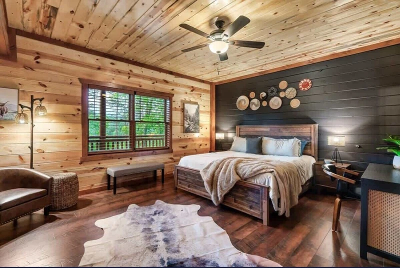 Laughing Fox Lodge