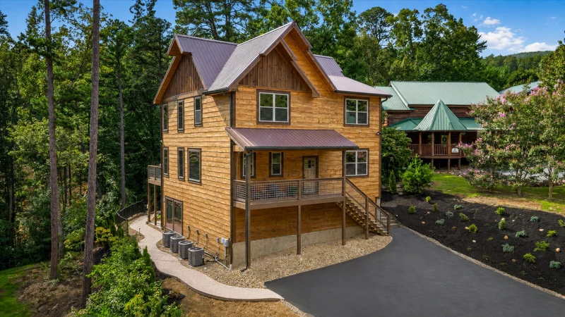 Putts and Pines Cabin Retreat
