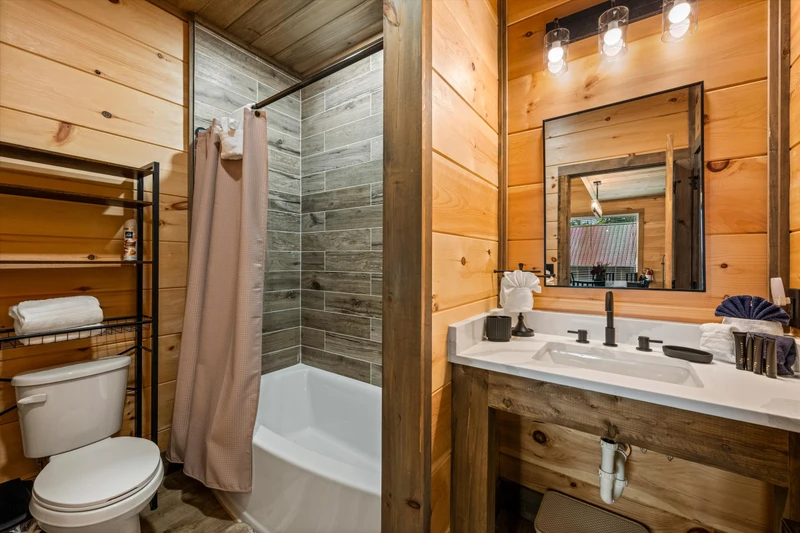 Putts and Pines Cabin Retreat