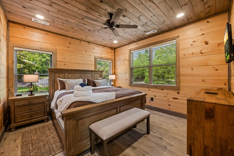 Putts and Pines Cabin Retreat