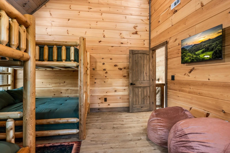 Putts and Pines Cabin Retreat