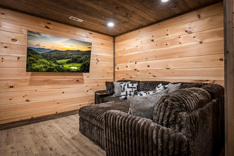 Putts and Pines Cabin Retreat