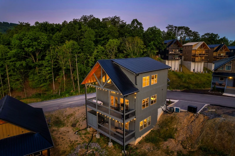 Smokiedoki Lodge