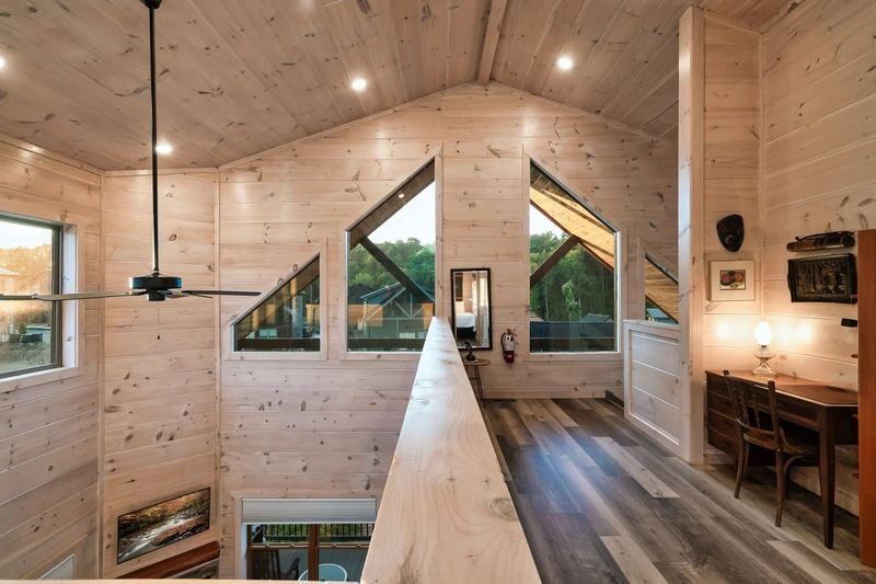 Smokiedoki Lodge