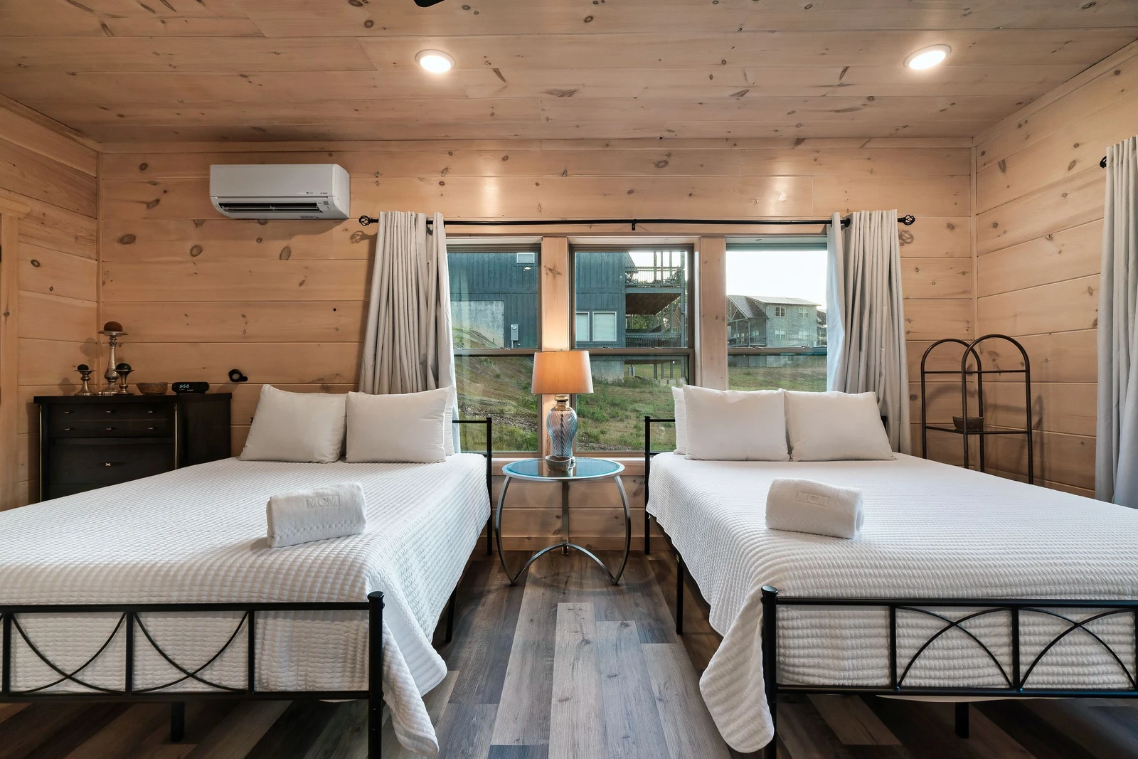 Smokiedoki Lodge