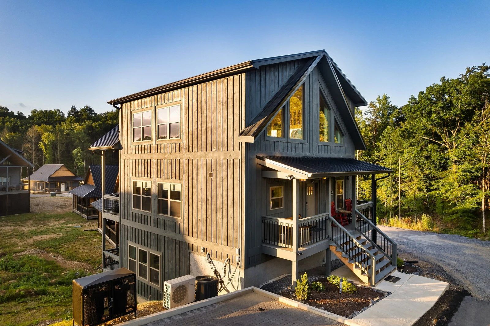 Smokiedoki Lodge
