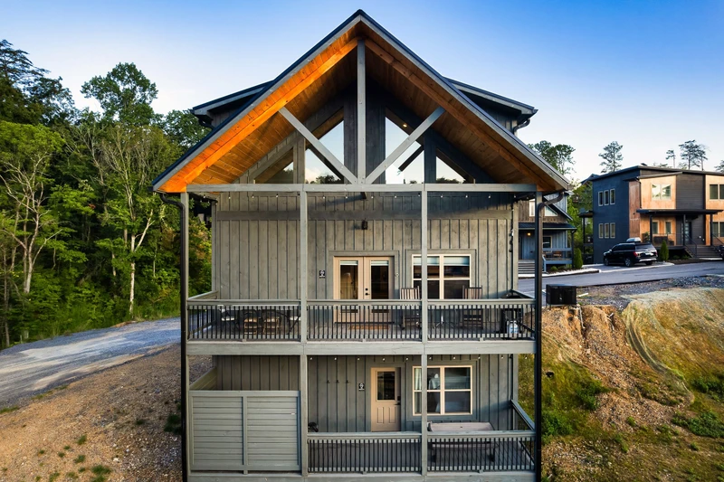 Smokiedoki Lodge