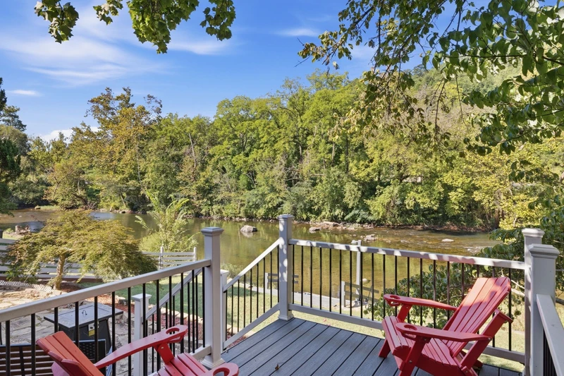 Little River Lodge