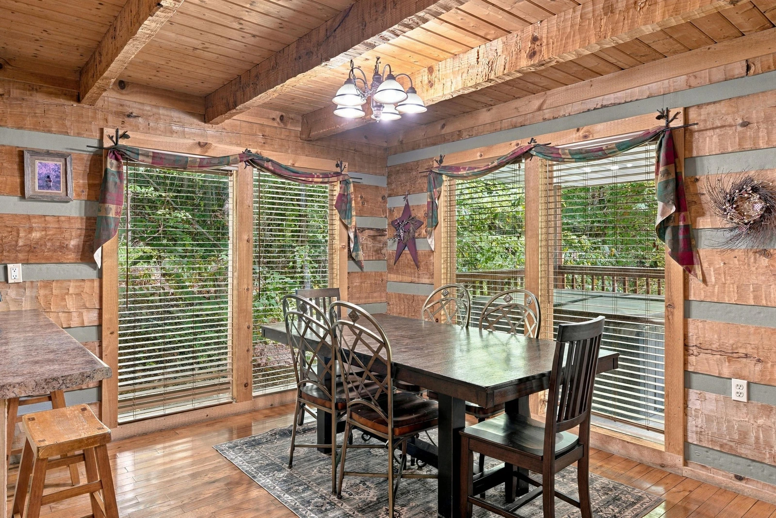 Black Bear Hideaway