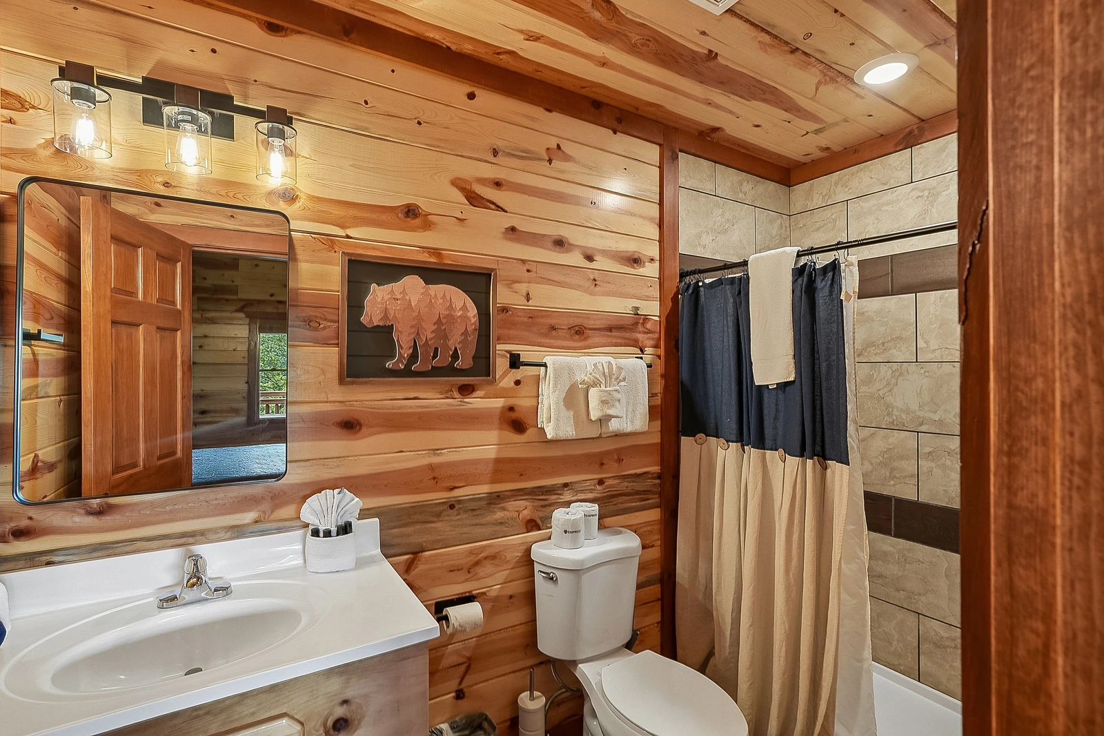 Smoky Summit Lodge