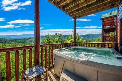 Robin's View is one of our Pigeon Forge cabins with indoor pools