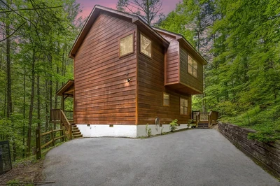 Whitetail Cabin is perfect for your Smoky Mountain vacation